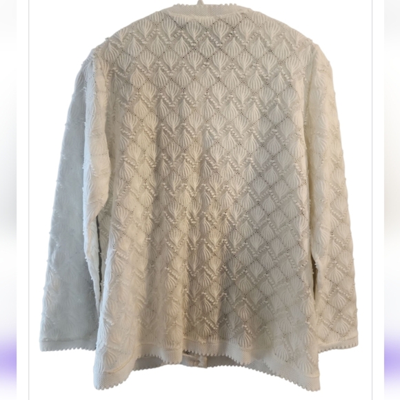 Vintage Cardigan 60s 50s DeMura 100% Acrylic Sz 42 White Cottage Core Coquette - Picture 8 of 10